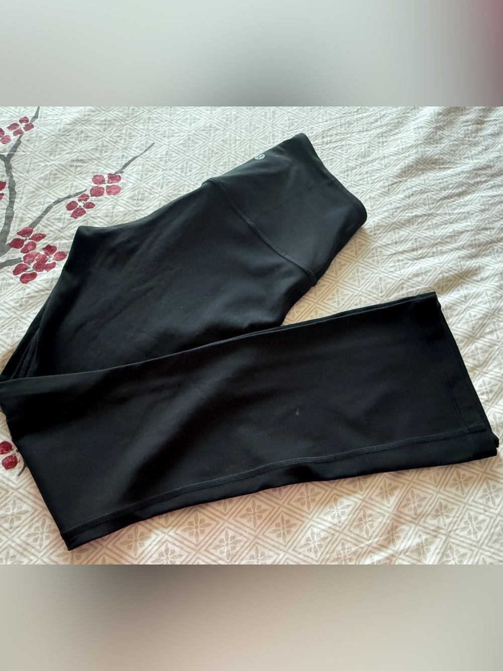 lululemon Align High-Rise Mini-Flare Pant Extra Short - 28 inch inseam —EUC